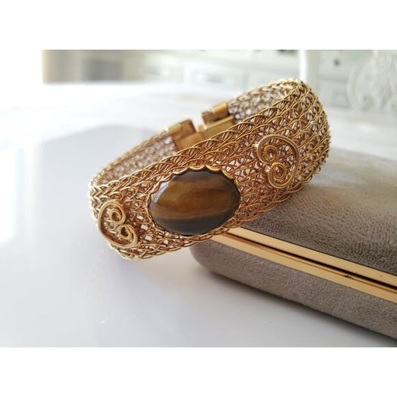 Vintage Mid-Century Gold-tone Mesh Bracelet with Faux Tiger-Eye Stone - Picture 1 of 6